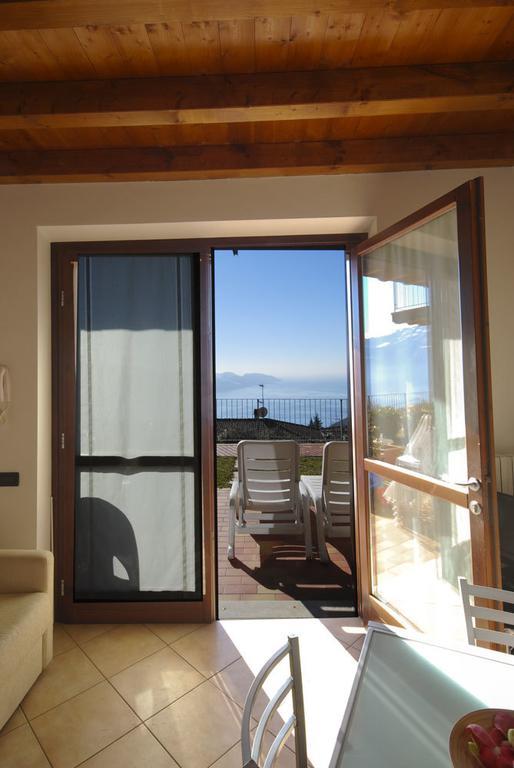 Residence Mirena - Rebomaholidays Tignale Kültér fotó