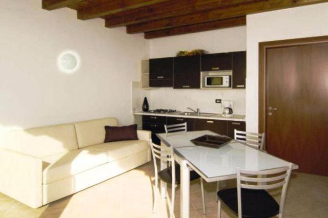 Residence Mirena - Rebomaholidays Tignale Kültér fotó